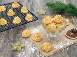 069-01_Weihnachtszauber-KOKOSMAKRONEN-low-carb-glutenfrei-keto-sojafrei