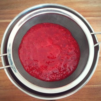 Rezept Himbeercreme für Torten, Desserts, Eis lowcarb glutenfrei