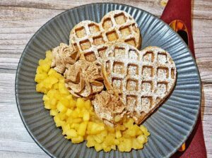 Rezept Lebkuchenwaffeln mit Nuketocreme & Karamelläpfel lowcarb keto glutenfrei
