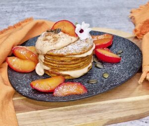 Rezept Spicy Kürbis Pancake mit Haselnuss Zimtcreme low-carb keto glutenfrei