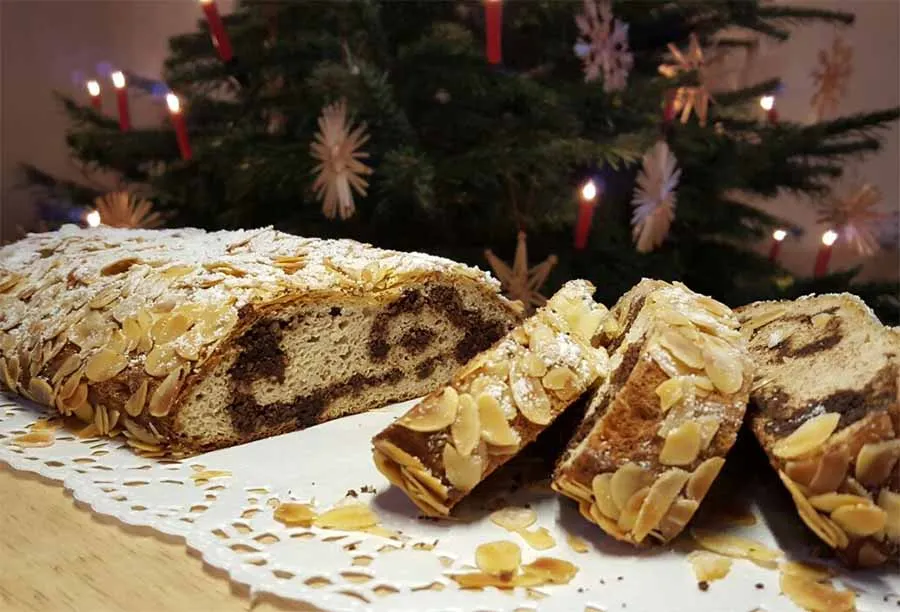 Mokka-Nougat-Stollen