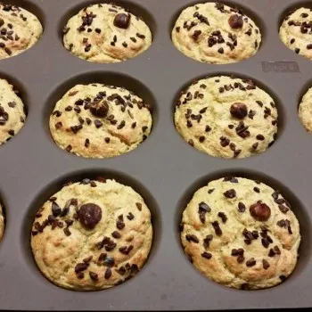 Weisse-Nougat-Muffins-lowcarb-glutenfrei