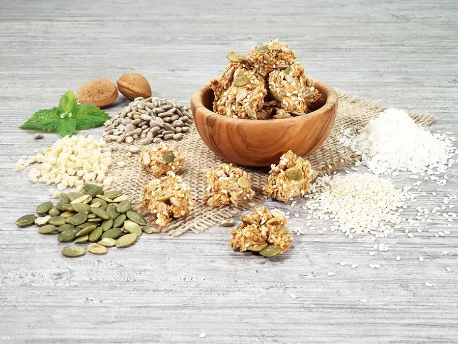 084-03_Mueslizauber-Saatenmix-lowcarb-Muesli-glutenfrei-sojafrei-keto-granola