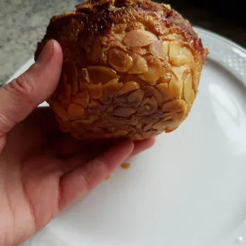 Pflaumenkuchen Zwetschgenkuchen lowcarb glutenfrei Zimteis Karamelleis zuckerfrei