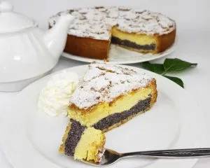 Rezept-Gedeckter-Mohn-Käsekuchen-mit-keksigem-Butter-Mandel-Mürbeteig-low-carb-glutenfrei-zuckerfrei
