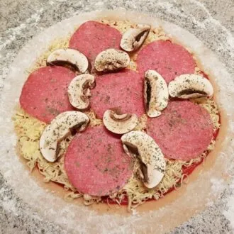 Rezept Steinofenpizza low carb glutenfrei Pizza vom Stein selbstgemacht mit Bambusfaser 42
