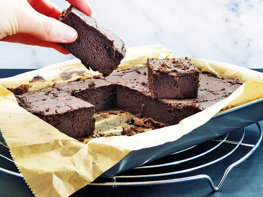 Browniezauber-Brownies-Backmischung-Browniemischung-low-carb-glutenfrei-Rezept-keto