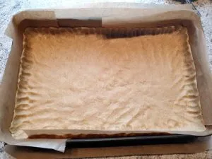 Rezept-Weihnachtlicher-Bratapfel-Kaesekuchen-mit-Stollenboden-zuckerfrei-xmas