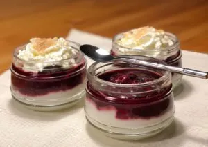 Rezept Joghurt Beeren Dessert kalorienarm lowcarb