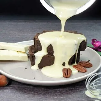 044-03_Schokoladenzauber-Weisse-Sahne-lowcarb-Schokolade-keto-maltitfrei-xylitfrei