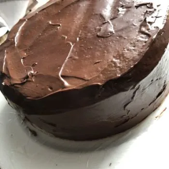 Rezept Schokoladentorte mit Erdbeer-Ricotta-Joghurt-Füllung lowcarb glutenfrei