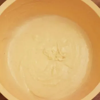 Rezept Rahm Mohn Zwetschgen-Pflaumen Gugelhupf lowcarb glutenfrei kalorienarm