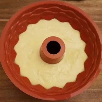 Rezept Rahm Mohn Zwetschgen-Pflaumen Gugelhupf lowcarb glutenfrei kalorienarm