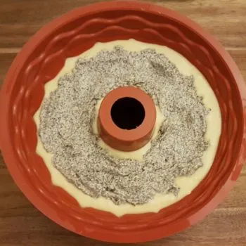 Rezept Rahm Mohn Zwetschgen-Pflaumen Gugelhupf lowcarb glutenfrei kalorienarm