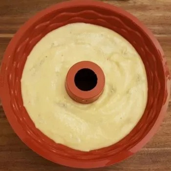 Rezept Rahm Mohn Zwetschgen-Pflaumen Gugelhupf lowcarb glutenfrei kalorienarm