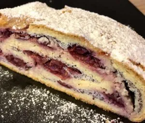 Rezept Mohn Kirsch Quark Marzipan Strudel low carb glutenfrei keto