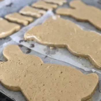 Rezept Osterhasen aus Mandelteig low carb glutenfrei keto