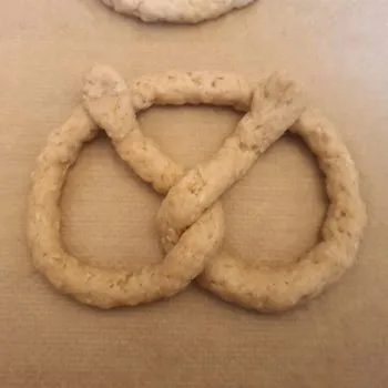 Rezept Laugen Brezen lowcarb glutenfrei keto