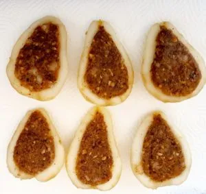 Rezept Gefüllte Birne im Mandelkleid mit Vanillesauce lowcarb glutenfrei