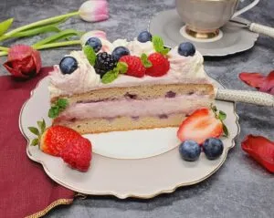 Rezept Vanille Beeren Herztorte lowcarb glutenfrei keto