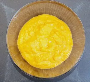 Rezept Kürbis-Zimtschmarrn mit Apfel Pflaumenröster und Vanillisauce lowcarb glutenfrei