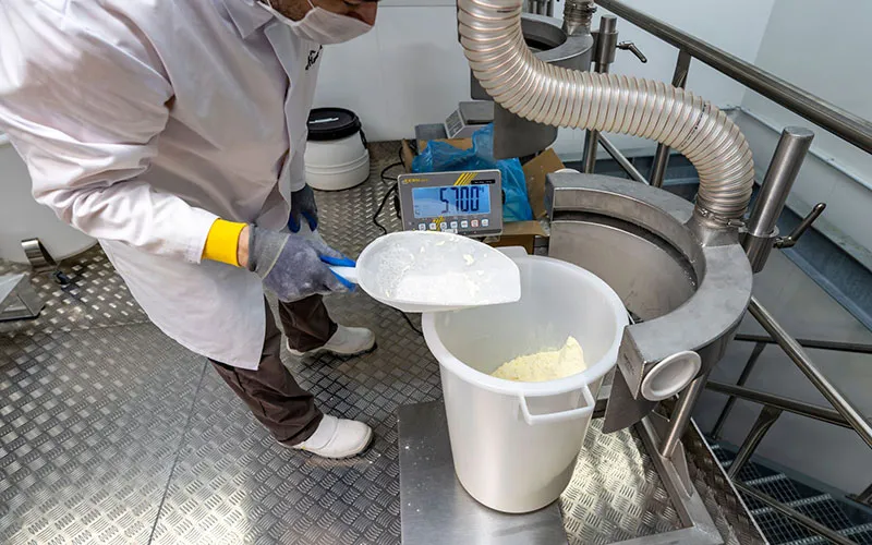 Produktion Dr. Almond - Dr. Samir Charrak