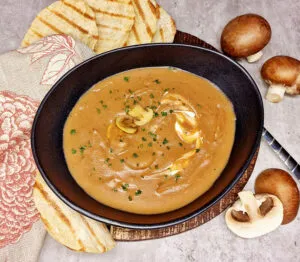 Rezept Champignon Tomaten Suppe low carb keto glutenfrei