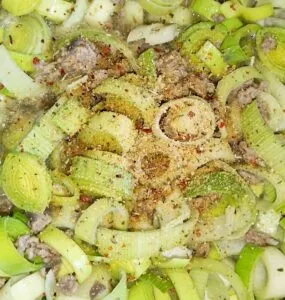 Rezept Hackfleisch Käse Lauch Suppe low carb keto glutenfrei