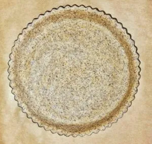 Rezept Mohn Vanille Grießpudding Tarte mit Marillentopping low carb keto glutenfrei