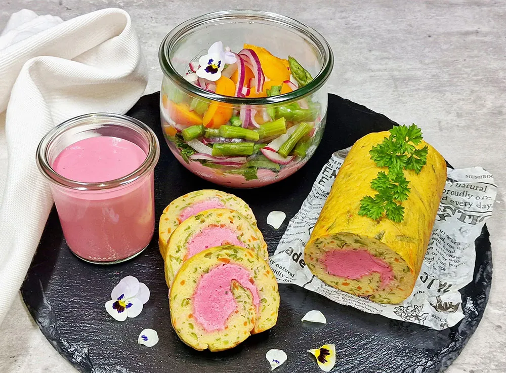 Rezept Spargelpancakerolle mit Rote Beete Frischkäsefülle low carb keto glutenfrei