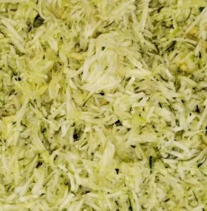 Rezept Zucchini Käse Ecken mit Tomaten Joghurt Dip low-carb keto glutenfrei