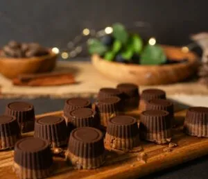 Rezept Schoko-Erdnuss-Bites keto glutenfrei low-carb ohne Zuckerzusatz