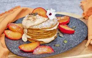 Rezept Spicy Kürbis Pancake mit Haselnuss Zimtcreme low-carb keto glutenfrei