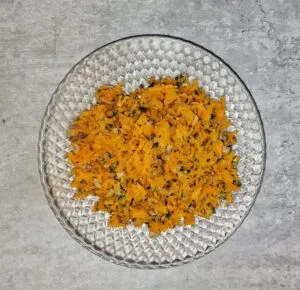 Rezept Kürbissemmelrolle mit Kürbis Garnelenpfanne low-carb keto glutenfrei