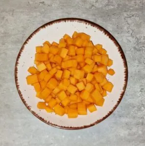 Rezept Kürbissemmelrolle mit Kürbis Garnelenpfanne low-carb keto glutenfrei