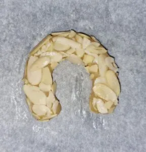 Rezept Mandelhörnchen low-carb keto glutenfrei