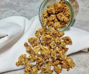 Rezept pikantes spicy Speck Müsli low-carb keto glutenfrei