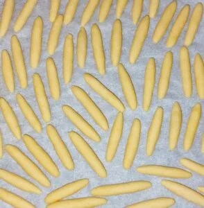 Grundrezept Schupfnudeln low-carb keto glutenfrei